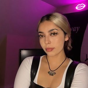 Meet your Posher, Taryn